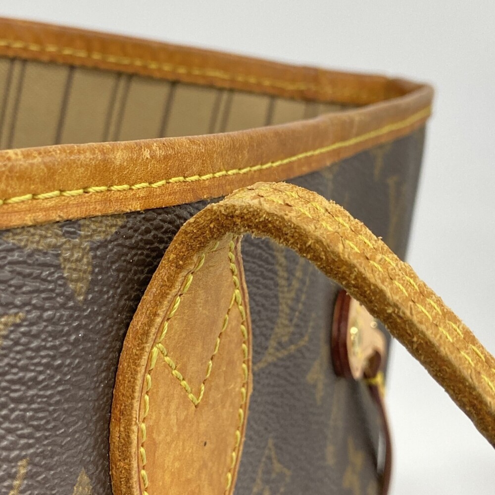 LOUIS VUITTON Brown Monogram Neverfull MM Tote Bag - Picture 9 of 11